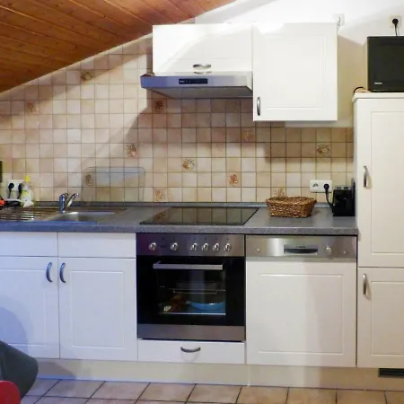 Ferienwohnung 1. Etage 240s Apartment